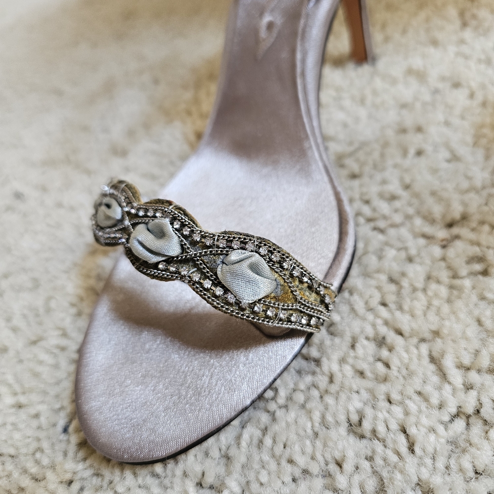 Nina Silver Satin Sandals Size 9.5 - Picture 5 of 11